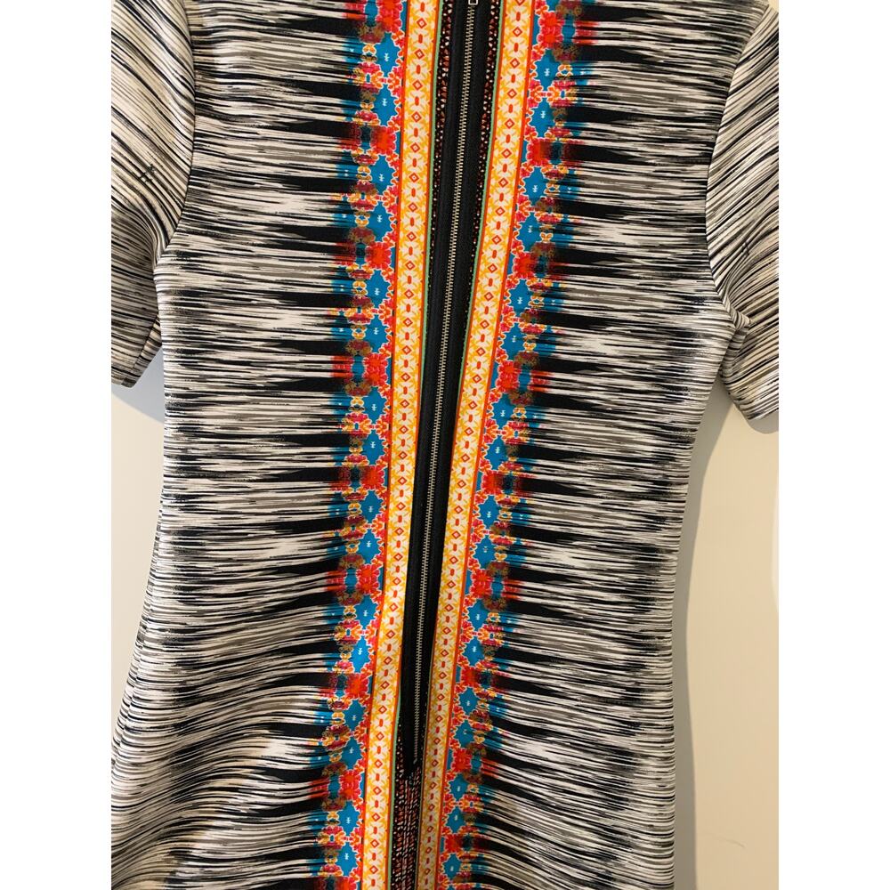 Fifth & Park Dress Womens Size 4 Aztec Tribal scuba knit boho career comfy - Picture 4 of 9